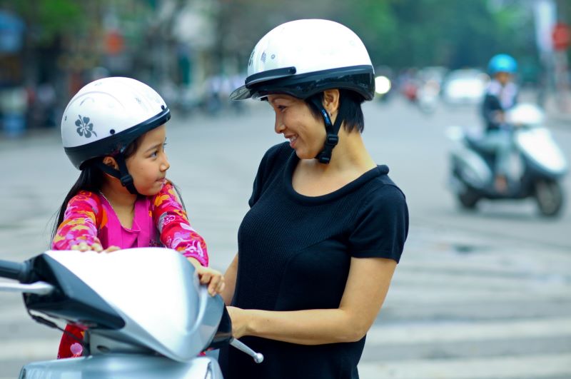 Cao Minh gift chuyên làm nón bảo hiểm in logo làm quà tặng doanh nghiệp giúp nâng tầm thương hiệu của bạn