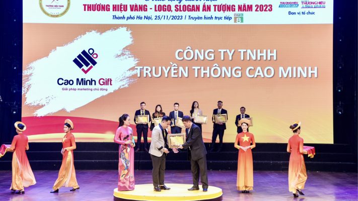 Nỗ lực cống hiến, Cao Minh được vinh danh đạt Thương hiệu Vàng 2023