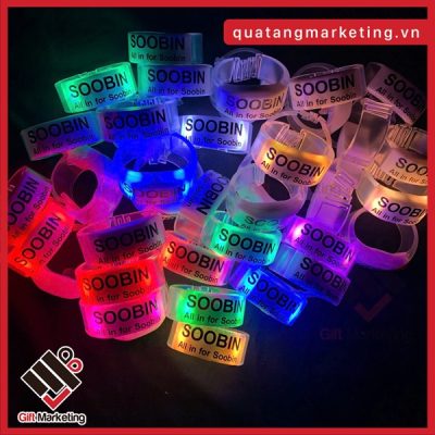 Cao Minh gift - Chuyên in logo, thông điệp theo yêu cầu lên vòng tay phát sáng số lượng lớn, giá tốt