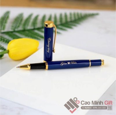 Bút ký in logo - Quà tặng marketing 4 trong 1 