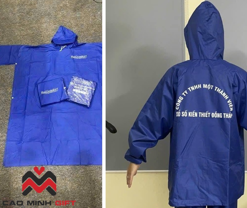 Một số mẫu áo mưa phổ biến thường được lựa chọn in quảng cáo làm quà tặng nhiều