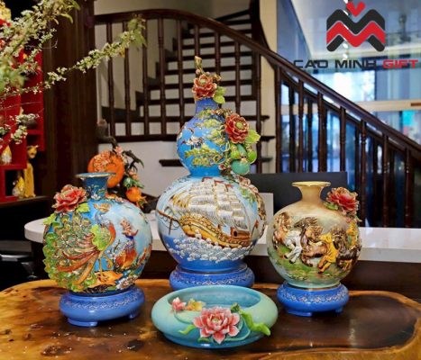 Bộ tứ bình phong thủy Bát Tràng đắp nổi – Tụ lộc, vượng khí, nâng tầm không gian sống