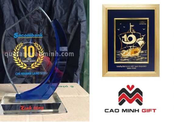Quà tặng 10 năm thành lập công ty: Dấu ấn tri ân và khẳng định thương hiệu