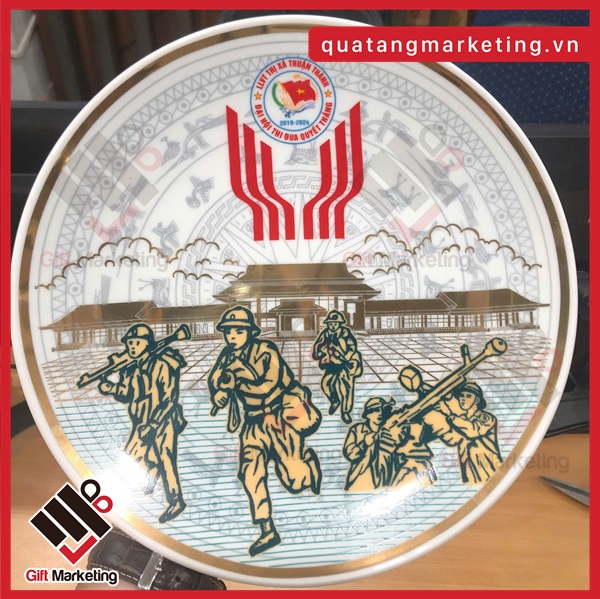 Chuyên cung cấp Đĩa biểu trưng gốm sứ cao cấp làm quà tặng đại hội chi bộ cho các cán bộ tham gia