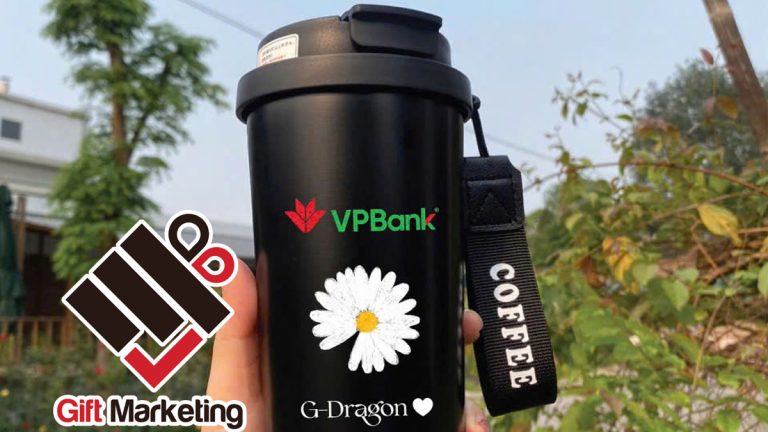 Review quà tặng ly giữ nhiệt VPBank – G-Dragon “gây sốt” tại đại nhạc hội K-Star Spark 2025