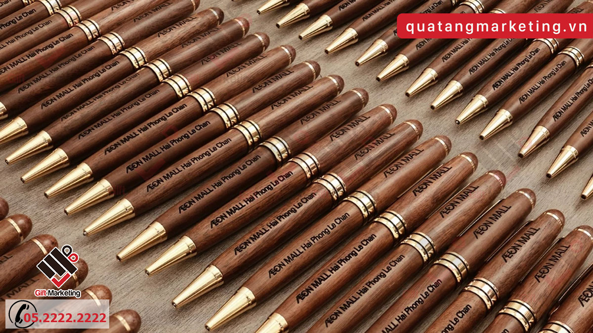 Bút gỗ – Quà tặng thủ công cao cấp mang dấu ấn doanh nghiệp bền vững