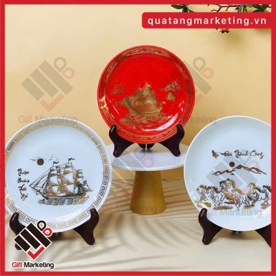 Đĩa biểu trưng gốm sứ đại hội – Món quà vinh danh tinh tế và bền vững