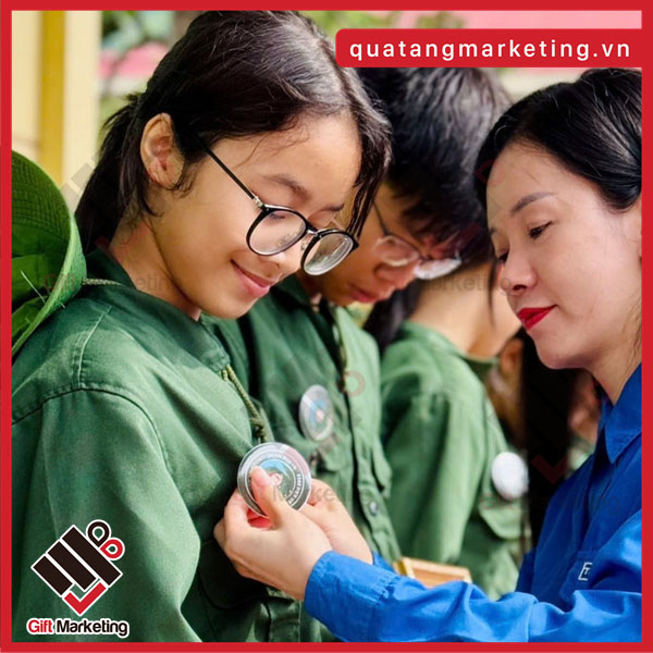 Quà tặng ngày Quốc tế thanh thiếu niên 12/8 - International Youth Day