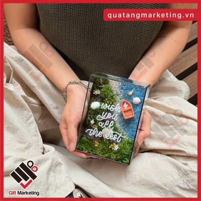 Quà tặng customize từ rêu và hoa khô - SLL customize theo ý tưởng từ doanh nghiệp