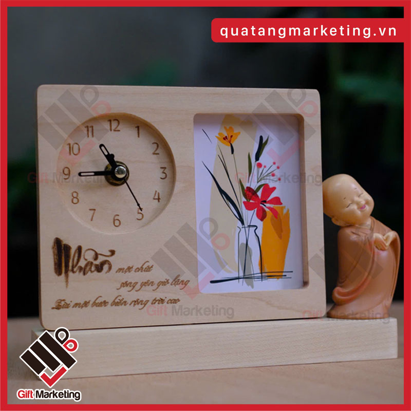Đồng hồ gỗ để bàn - Quà tặng 20-10 ý nghĩa cho phái đẹp