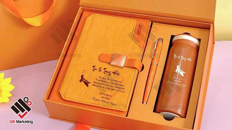 Hộp quà Tết cao cấp cho thầy cô: set 3 món ý nghĩa, bao bì thiết kế riêng