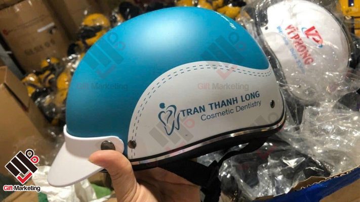 Mũ bảo hiểm quà tặng – Giải pháp quảng bá thương hiệu bền vững từ Cao Minh