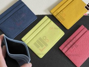 Card holder da bò miu hạt – Quà tặng tinh tế cho doanh nghiệp và nhân viên kinh doanh