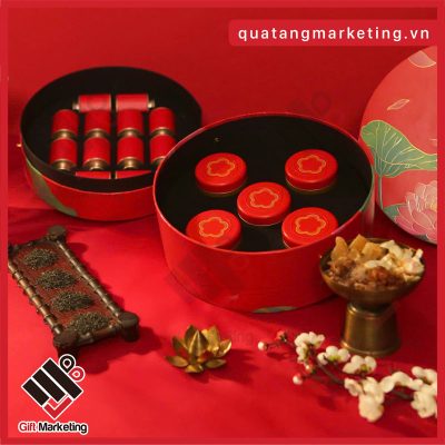 Hộp quà trà Thiết quan âm và mứt Tết – Tôn vinh lối sống lành mạnh