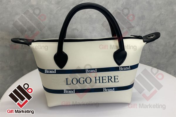 Canvas túi Longchamp mini size: Nỗi ám ảnh của các nhà sản xuất quà tặng doanh nghiệp