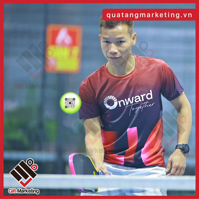 Bóng Pickleball in mã QR theo yêu cầu - Chiến lược kéo dài vòng đời sự kiện cho thương hiệu doanh nghiệp