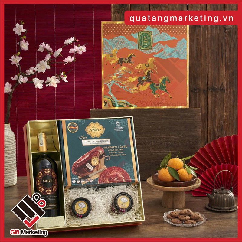 Đừng lo lắng khi thời điểm cận Tết rồi doanh nghiệp bạn vẫn chưa có quà. Kho quà Tết doanh nghiệp tại Cao Minh Gift sẵn hàng rất nhiều mẫu. Sẵn sàng phục vụ khách doanh nghiệp lên đơn!