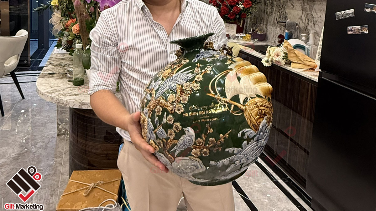 Quà tân gia nhất định phải chọn bình hút lộc size bứt phá mới khẳng định vị thế