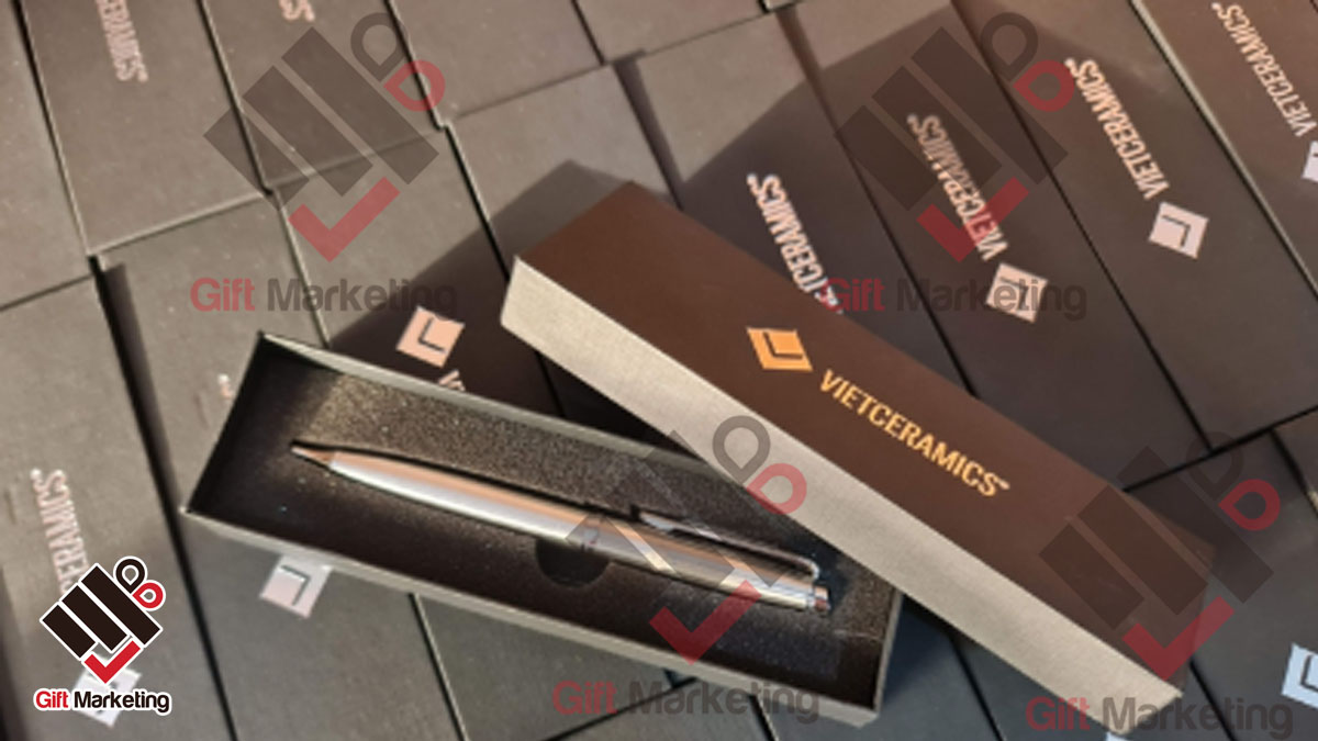 Bút ký quà tặng: case study thương hiệu nội thất tạo hiệu ứng lớn chỉ từ 100 sản phẩm