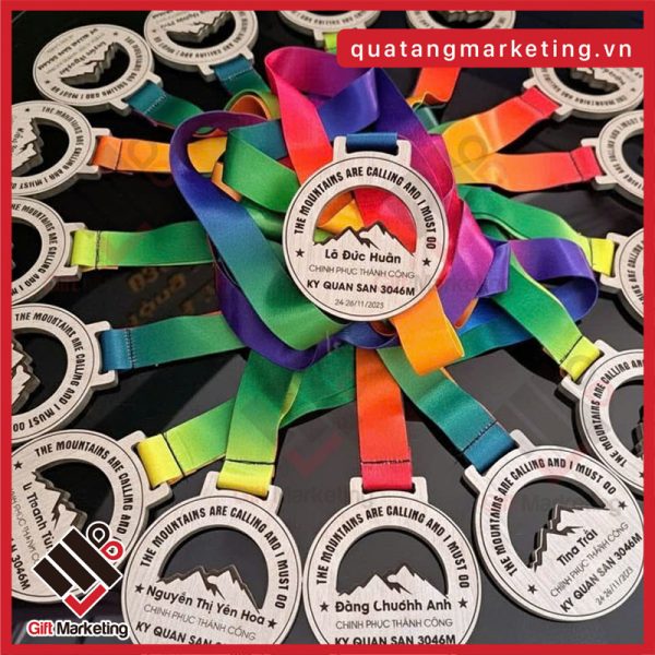 Cao Minh Gift - Chuyên cung cấp Huy chương gỗ cắt CNC số lượng lớn giá tốt theo yêu cầu