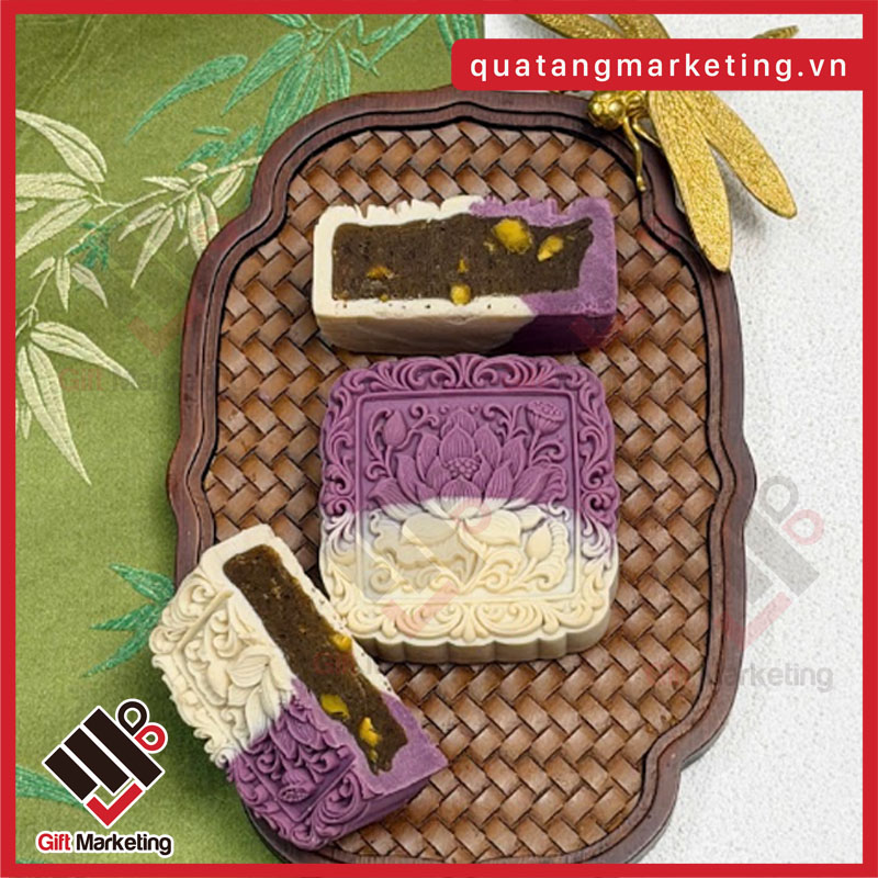 Đánh giá bánh trung thu tuyết nướng bá tước hạt dẻ cười - Thanh lịch kết hợp thơm béo tạo nên trải nghiệm tinh tế
